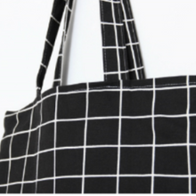BT-DA #18 GRID BLACK TOTE BAG