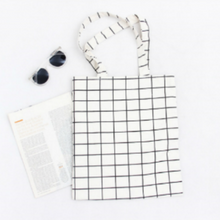 BT-DA #16 GRID WHITE TOTE BAG